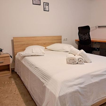 Mini Suite 5 Patras Exterior foto